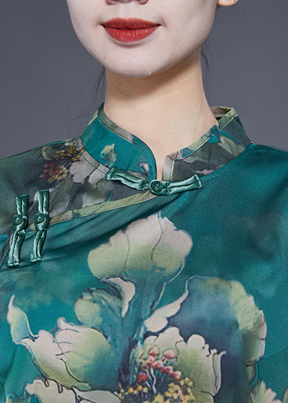 Elegant Peacock Green Mandarin Collar Print Silk Top Flare Sleeve LY1771 - fabuloryshop