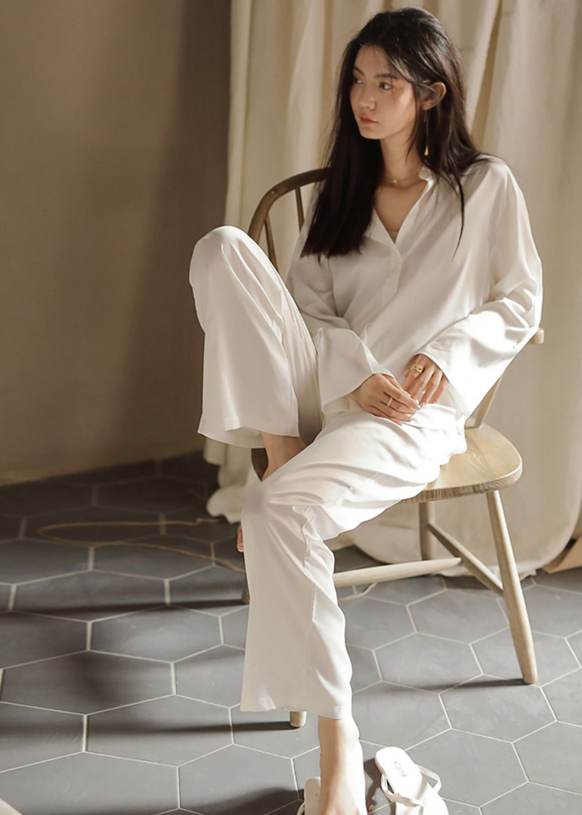 Elegant White Peter Pan Collar Button Solid Ice Silk Pajamas Two Piece Set Spring TO1040 - fabuloryshop