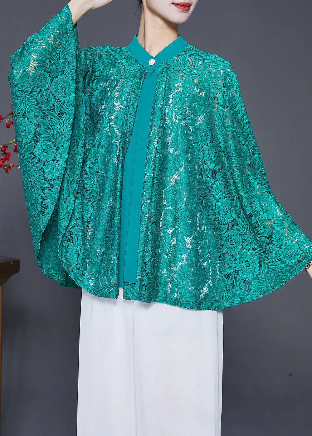 Green Hollow Out Lace UPF 50+ Smock Batwing Sleeve Ada Fashion