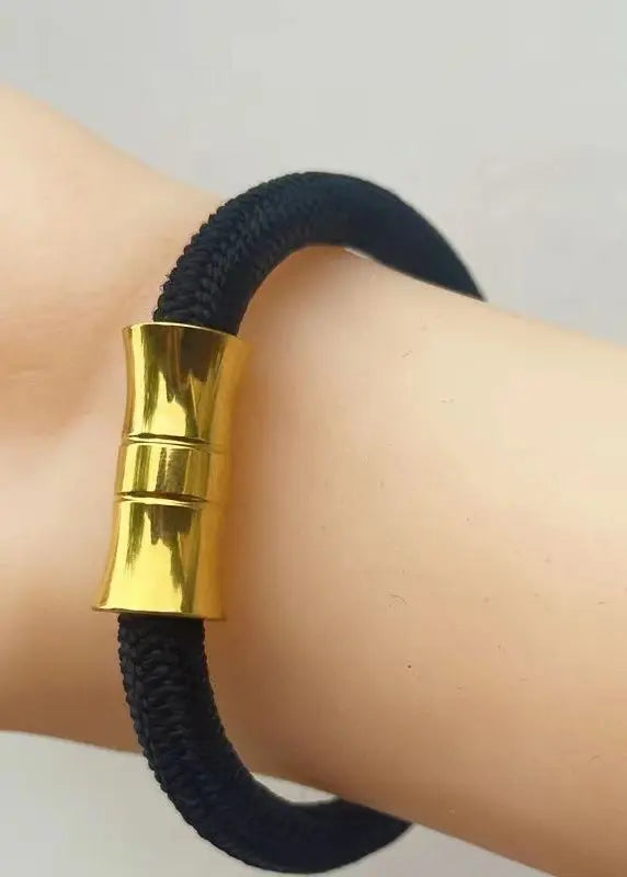 Handwoven Wine Red Good Luck Bracelet Ada Fashion