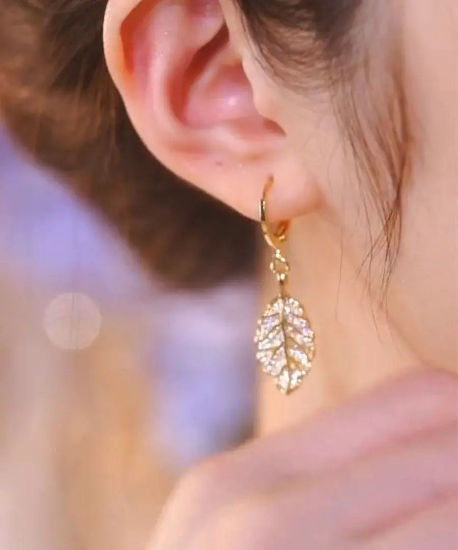 Modern Gold Copper Overgild Zircon Leaf Drop Earrings Ada Fashion