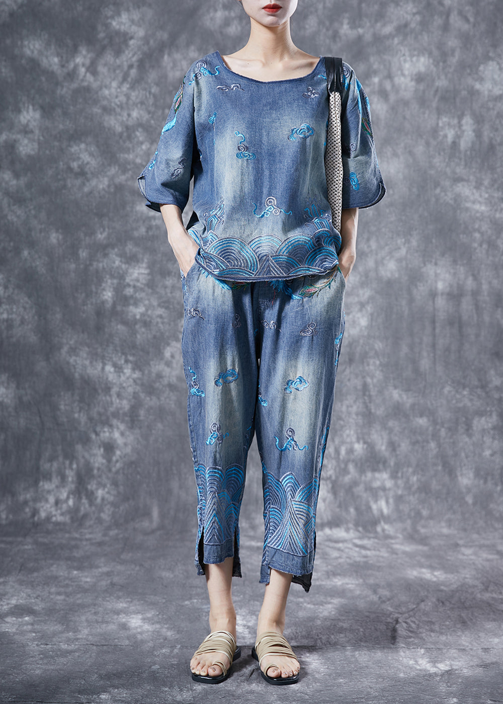 Modern Light Blue O-Neck Embroideried Denim Two Piece Suit Set Summer LY4023 - fabuloryshop