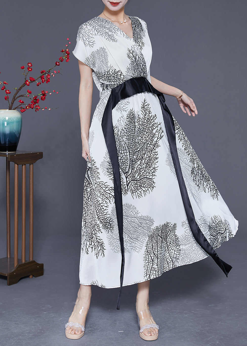 Modern White V Neck Tie Waist Print Silk Robe Dresses Summer LY3620 - fabuloryshop