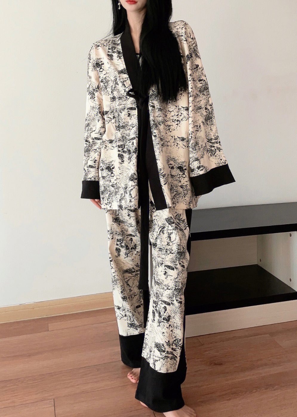 Natural V Neck Print Patchwork Ice Silk Pajamas Three Pieces Set Spring TO1007 - fabuloryshop