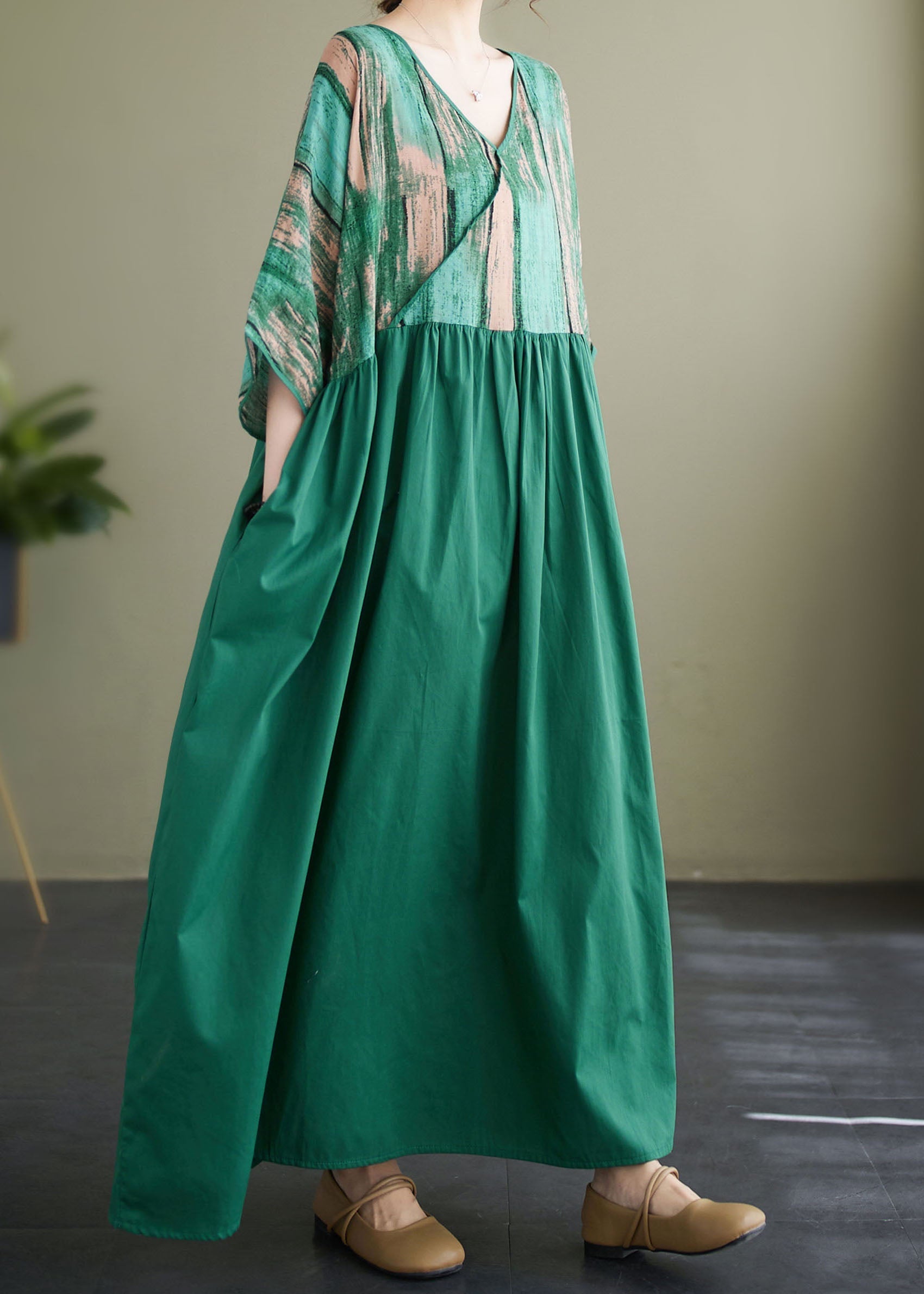 Plus Size Green V Neck Print Wrinkled Patchwork Cotton Long Dress Summer LY3979 - fabuloryshop
