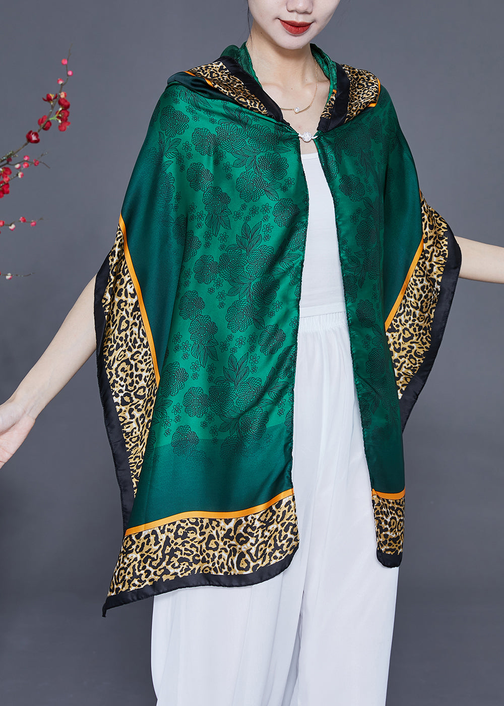 Style Green Hooded Leopard Print Silk Shawl LY2405 - fabuloryshop