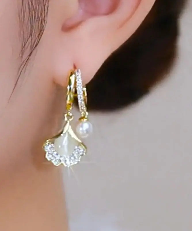 Stylish White Overgild Pearl Zircon Ginkgo Leaf Hoop Earrings Ada Fashion