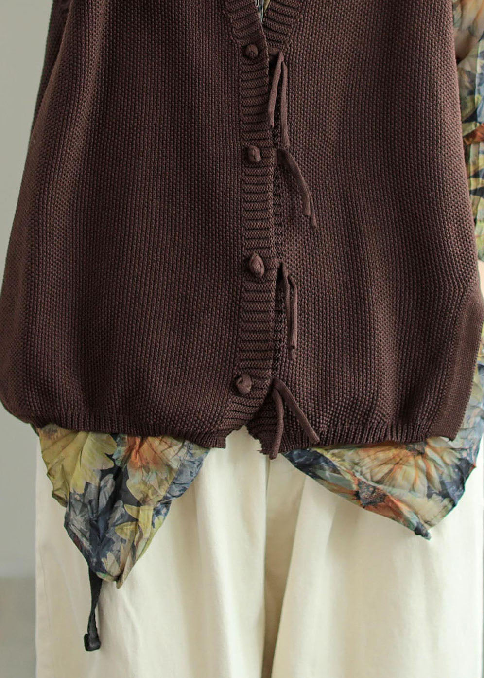 Vintage Brown V Neck Button Tassel Patchwork Knit Vest Sleeveless Ada Fashion