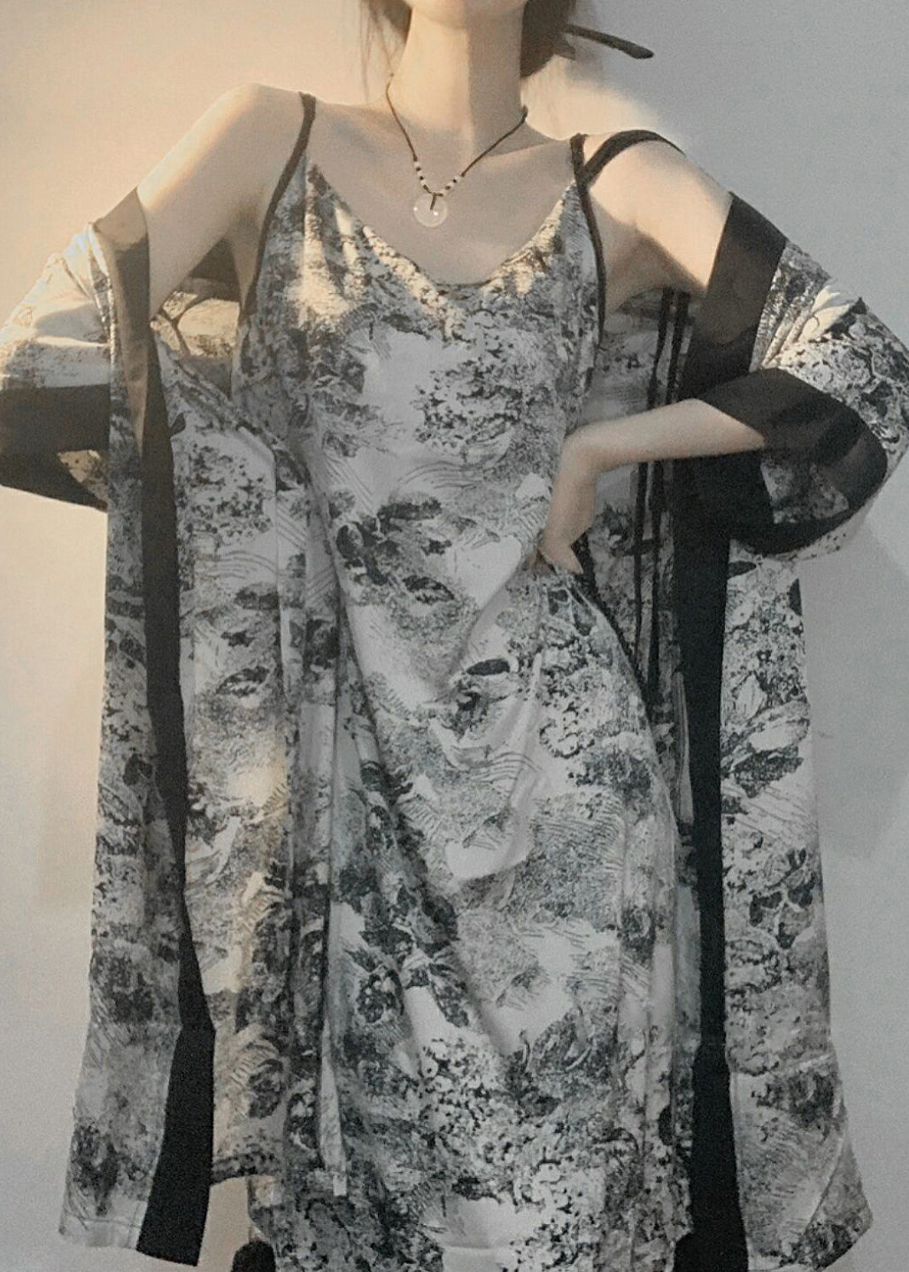 Vintage V Neck Print Ice Silk Pajamas Robe And Slip Dress Two Piece Set Summer TO1045
