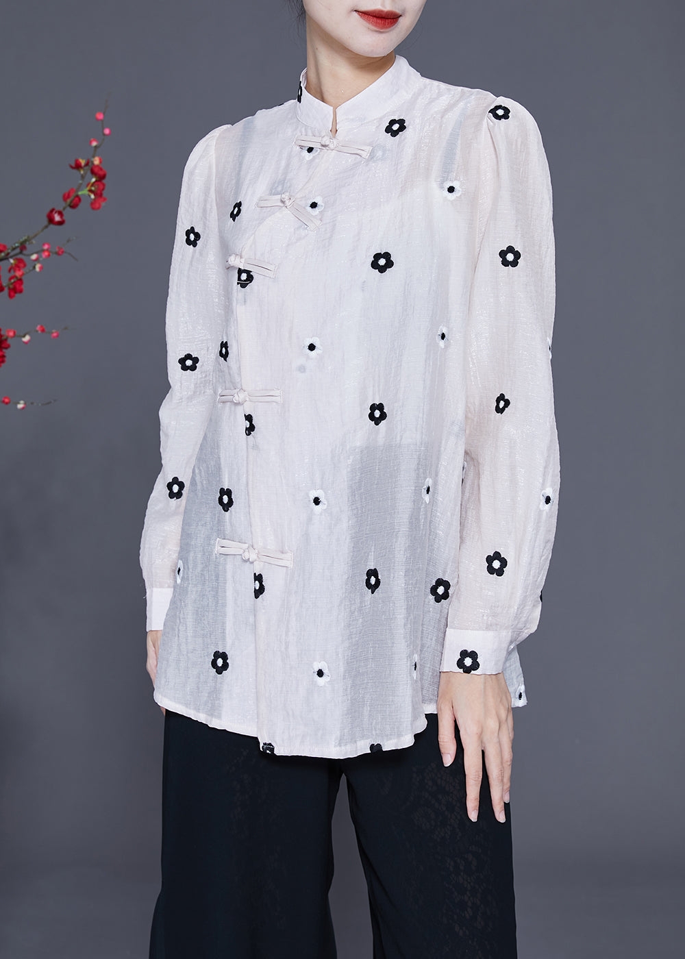 Vintage White Mandarin Collar Embroideried Chinese Button Silk Top Spring LY2344 - fabuloryshop