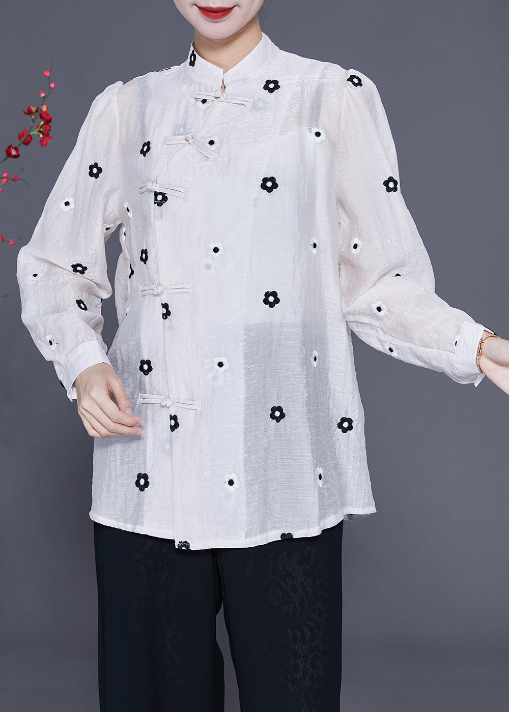 Vintage White Mandarin Collar Embroideried Chinese Button Silk Top Spring LY2344 - fabuloryshop